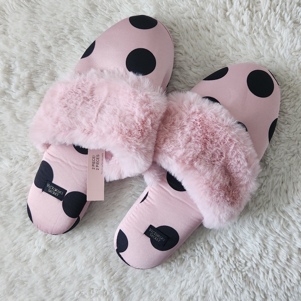 Victoria's secret slippers with matching bag size small 5/6